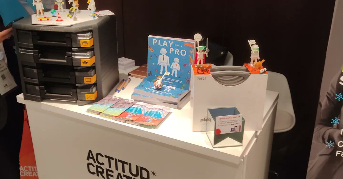 ActitudCreativa's tweet photo. ¡Hoy tenemos evento presencial!Estamos en el evento de #hrevolution2022 y @juanprego_ac dará un workshop de Design Thinking a través de @proplay con @playmobilpro enfocado a los RRHH. Felices x volver a los eventos presenciales y seguir expandiendo Proplay por todo el mundo! https://t.co/F5vMp5cITI