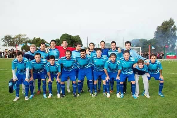 FerrocarrilRoca's tweet photo. Buen día Ferroviario! 💙🤍💙

Hace 8 años hacíamos historia ✍️

#vamosFerro #Ascenso https://t.co/rYkpirdBYi