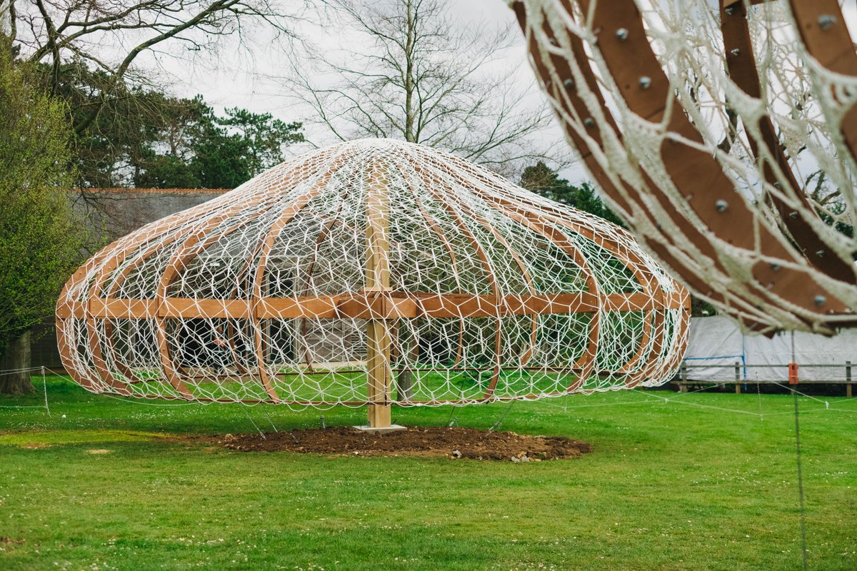 StockwoodDC's tweet photo. The Lace Trees celebrate Luton’s cultural heritage, while symbolically weaving the different people and cultures of Luton, with the past and the future of the town. 

For more info, visit: https://t.co/8Fsu0G7TNs

#lacetrees #exhibition #luton #lutontown https://t.co/HulOYNve1r