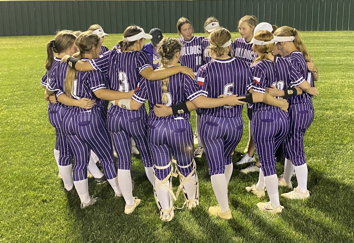 Eustace Softball tweet media