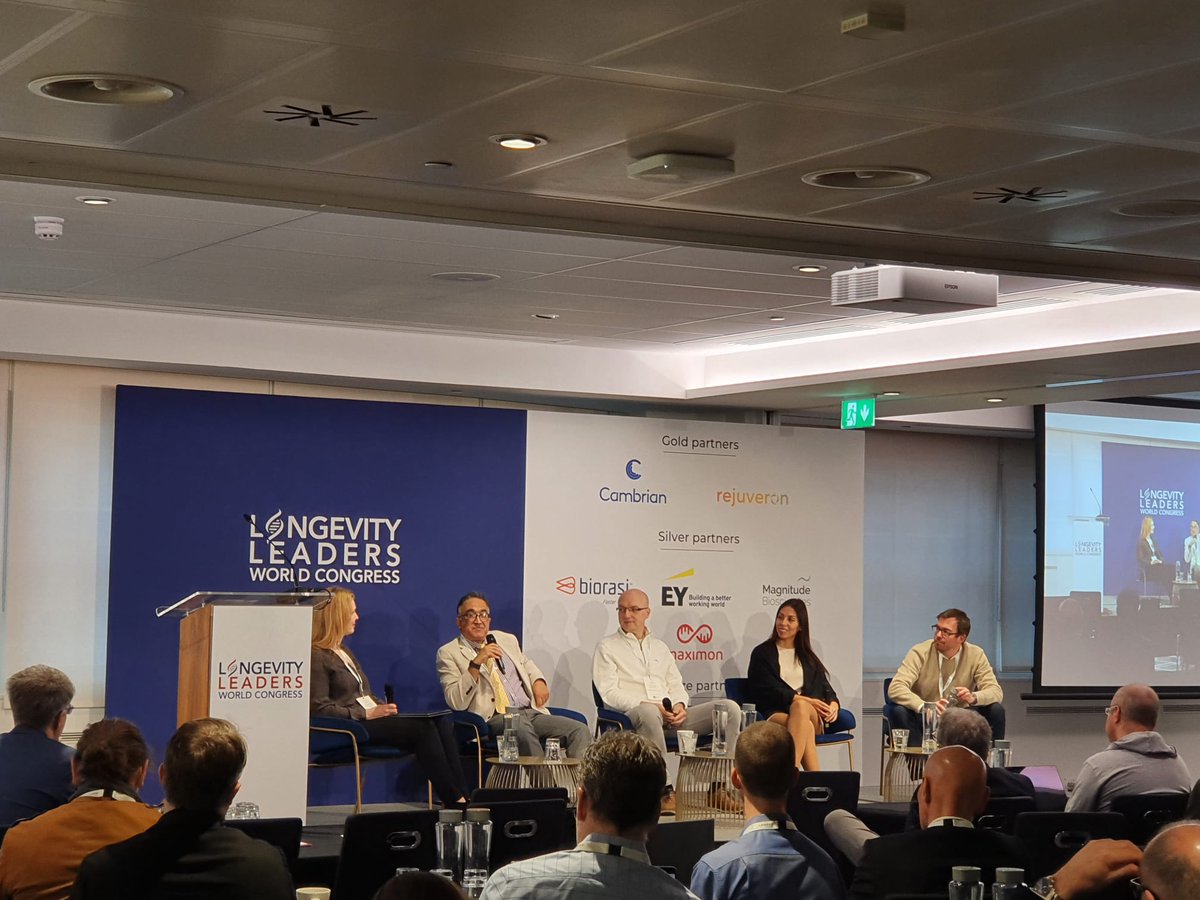 We are back for day 2 of #LongevityLeaders, starting with discussing the investment landscape with Ronjon Nag, Alexandra Sharon Bause, Tobias Reichmuth, Petr Sramek and Jennifer Garrison in the keynote session.
Special thanks to David Weinkove for charing today's proceedings.