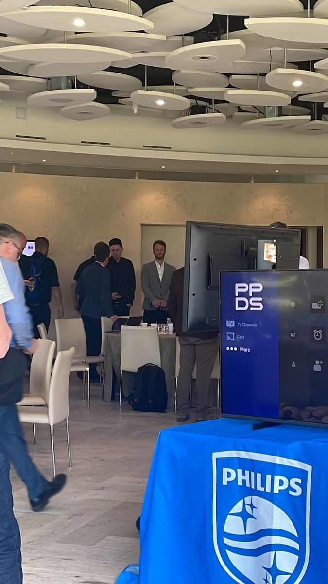 PhilipsDisplay's tweet image. The PPDS UK team hosted a great event yesterday @TheGroveHotel for our #hospitality launch event of the latest Philips #mediasuite range. Discover all the latest features at bit.ly/3viS8iT #ppds #digitalsignage
