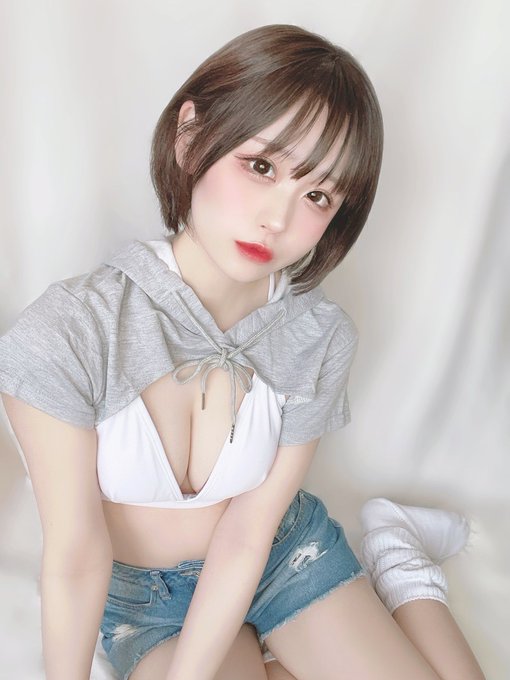 コスプレイヤーゆんのTwitter画像21