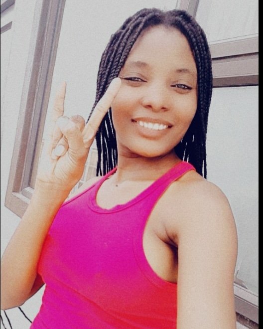 Ester1Abraham's tweet photo. Every  pictures  got a story  to tell...���🥀🥂🤗 https://t.co/9XjtjWBoj4