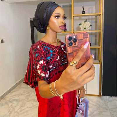 MercyJessica5's tweet photo. #NewProfilePic https://t.co/k1e8uZEbnh