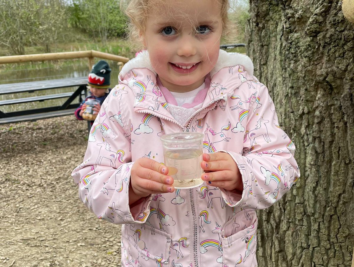 OutdoorRutland's tweet photo. Another busy #rutlandducklings group started today! Lots of pond dipping! π π π©βπΎ π³ π
#roec #winghallfarm #wing #stamford #uppingham #discoverrutland #oakham #farm #forestschool #outdoorlearning #outdooreducation #corby #peterborough #leicestershire #rutland https://t.co/kLKsq1KIZC
