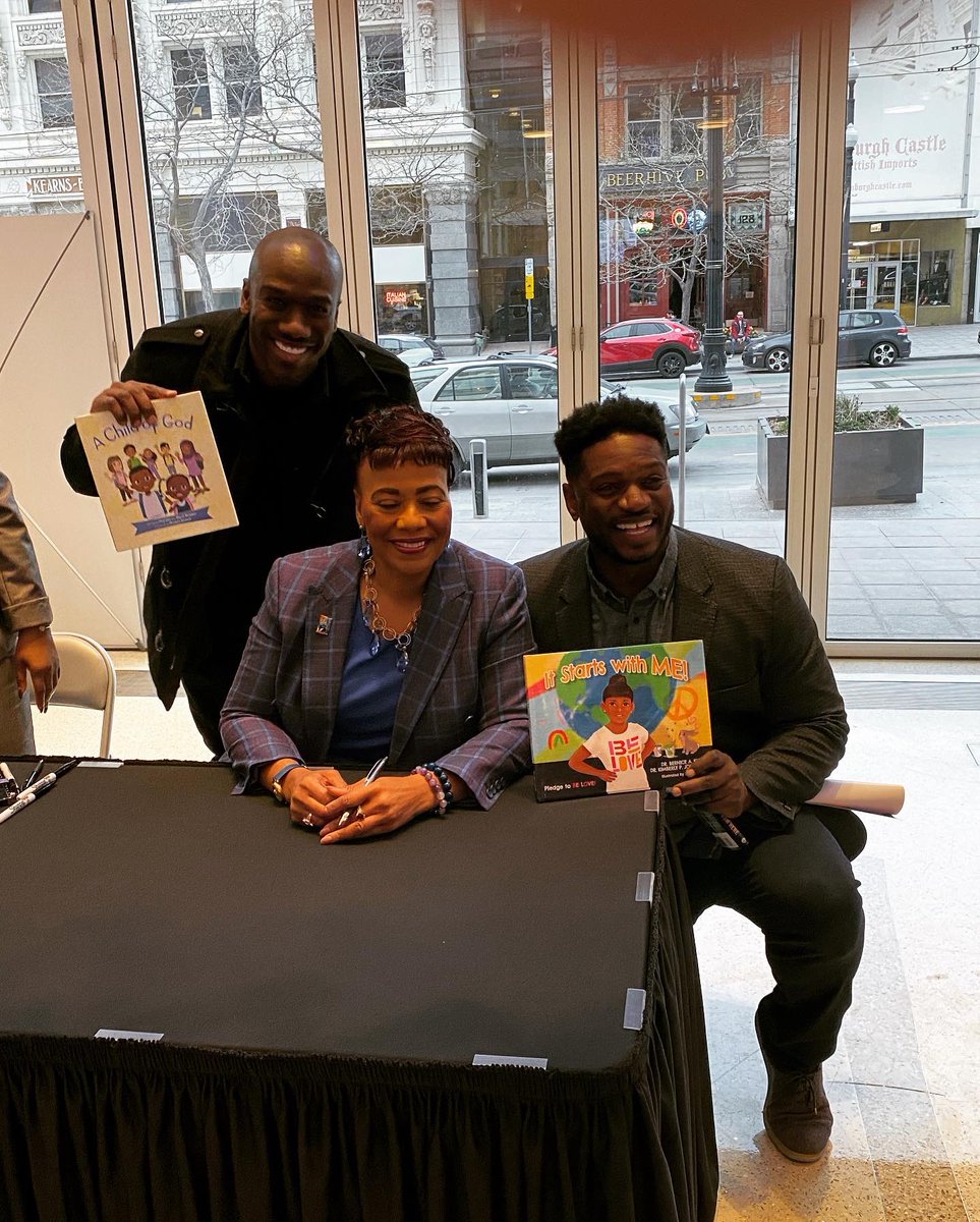 MauliB1's tweet photo. I had the pleasure of attending an event where Utah Governor Spencer Cox and activist Dr. Bernice King spoke to hundreds of influential people in Utah about the importance of unity.  It may be the most uplifting culturally diverse event that I have ever attended in Utah. https://t.co/Cw8e3pnDc5