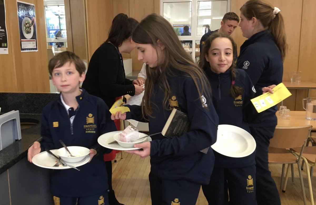 EmanuelSchFood's tweet photo. Great work eating everything! Collect your sticker to receive your goodies. #WasteLessWeek @Emanuel_School @natdavies1973 @racarter98 @IndiesSodexo https://t.co/k5uKMh4LIw