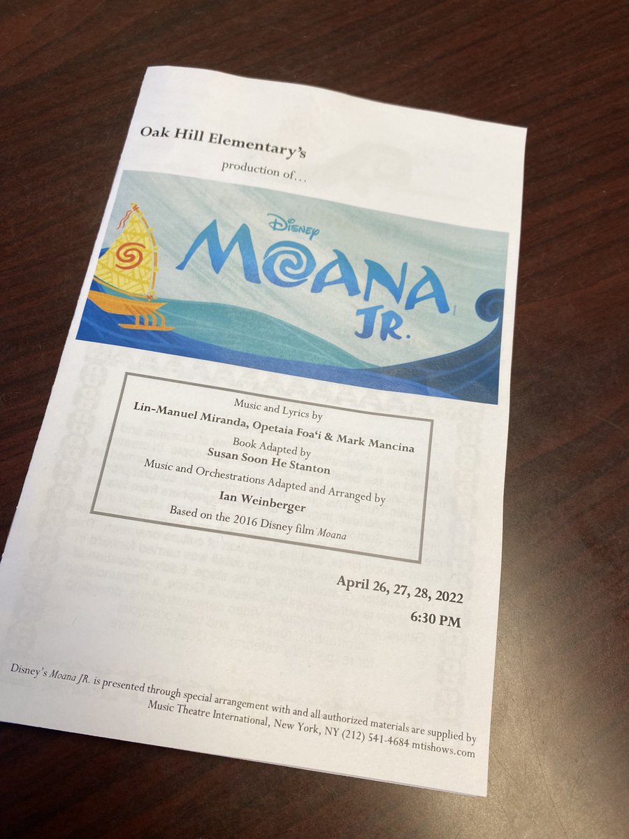 CLCheesmanEdD's tweet photo. Wonderful night at the theater! Amazing work by cast, crew and our teaching staff! ⁦@oakhill2172⁩ https://t.co/fKRJQqbGNa