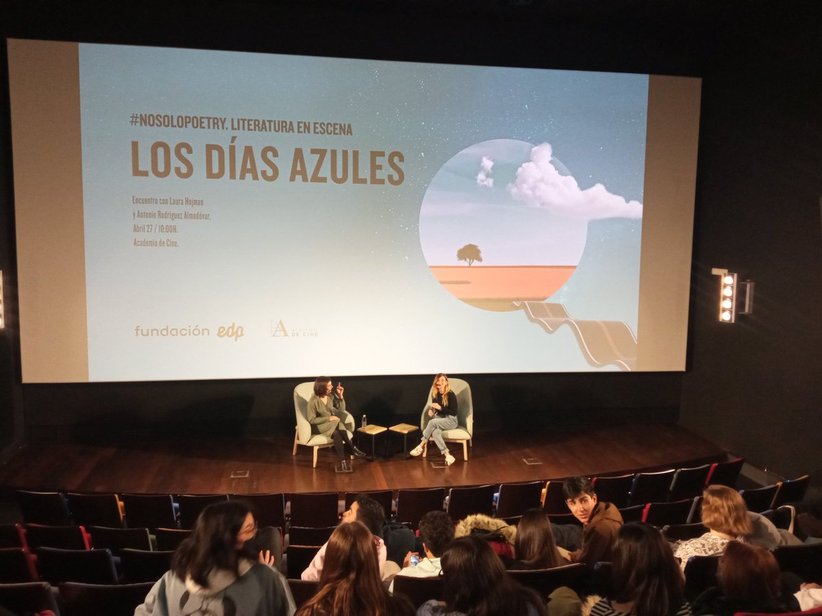 Sigo conmovida. Es belleza de principio a fin.

Debiera incluirse en el currículum de Secundaria o Bachillerato.

Gracias a <a href="/nosolopoetry/">Canal Multimedia Nosolopoetry</a> y la <a href="/Academiadecine/">Academia de Cine</a> por organizar la actividad.

#AntonioMachado #ILE #LauraHojman #Losdíasazules #LiteraturaEnEscena