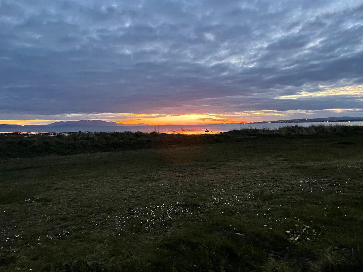 @whiskyRubhach @Arranwhisky No wonder it produces the best @Arranwhisky our view from Troon #Whisky