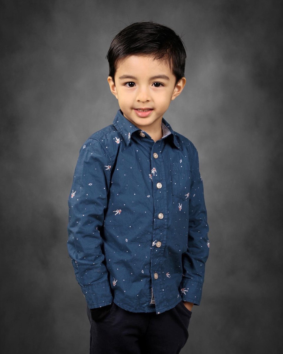 jan_lizardo's tweet photo. School picture! π
#jacelizardo #babyjace #babyjapoynice #jacelizardo5yrsold #schoolpicture #juniorkindergarten https://t.co/kkXvGwniC4