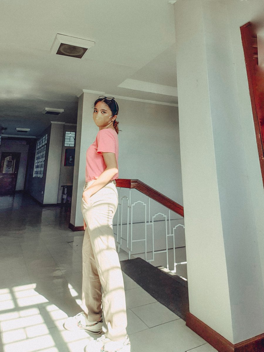 lexants's tweet photo. Luh siya kahit may cctv?¿ https://t.co/gjPOmTw34U