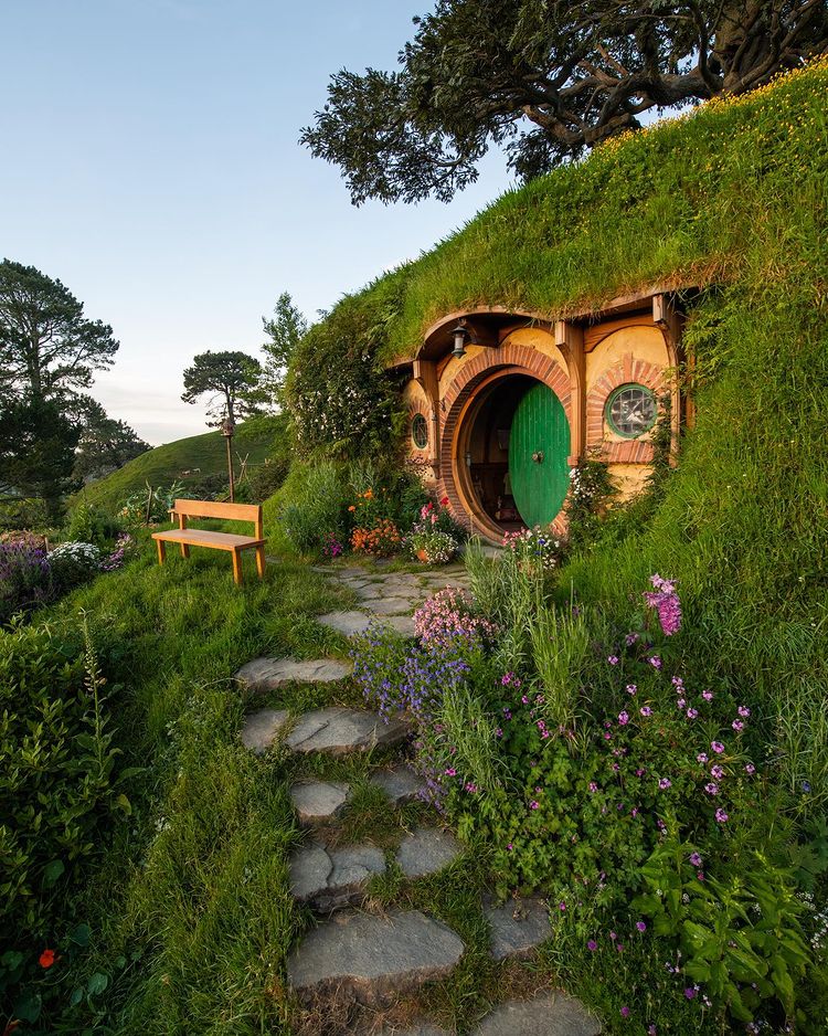 Location: Hobbiton, New Zealand
Photo by shaun_jeffers | Instagram