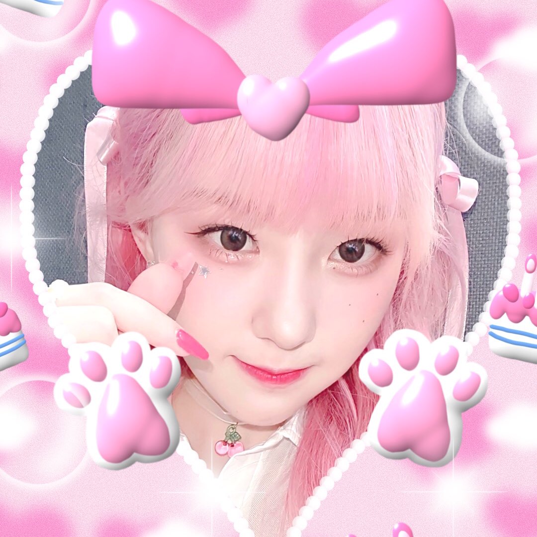 putocutiepiie's tweet photo. สุขสันต์วันเกิดน้าน้องแช🐰🎀🎂
ขอให้ปีนี้เป็นปีที่ดีกับนุน้าาา ขอให้สุขภาพแข็งแรง กินข้าวเย้อะๆ นอนให้เพียงพอ มีความสุขในทุกๆวัน เป็นเซนเตอร์ที่น่ารักสดใสใจดีแบบนี้ตลอดไปน้าา ขอให้ปีนี้เป็นปีที่สุดยอดของหนูและเคปเลอร์เลยย! 🥳🤩

#Spring_Chaehyun_Day
#채현이와_처음맞이하는_봄날 https://t.co/h9J8v59Atc