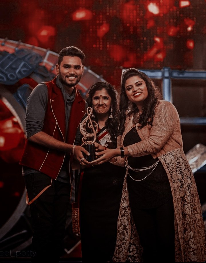 mentalpup's tweet photo. It Has Been 3 Years Of #SamVishal 
We samiens are very much happy and proud with your growth... You completely deserves everything you have now.... It's Just A Beginning Many More are on the day 💓
#SuperSinger7 https://t.co/lDW6RBH7XJ