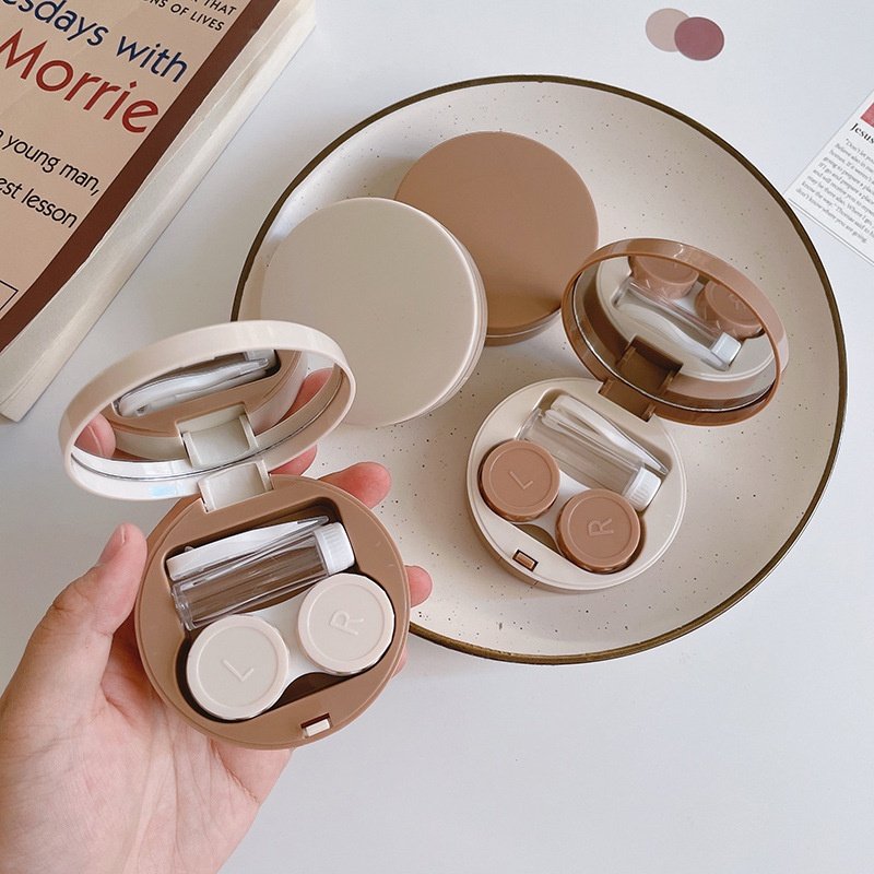 heavensdew_co's tweet photo. This is a thread of the cutest CONTACT LENS CASE you'll ever see from @ShopeeMY 🧡

#PutMeInYourCart https://t.co/mg4kRV0bcn