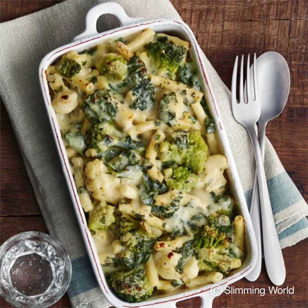 Need some mid-week meal  inspiration? Our easy Mac ‘n’ greens will leave you pasta-tively satisfied 🤗! This cheesy champion is a great way to enjoy Free Food whilst following our healthy eating plan, #FoodOptimising 🍝. Click here to find the #Recipe: ow.ly/F0ap50IR4lC