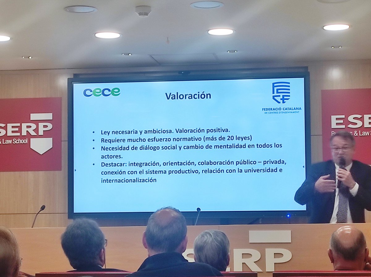 AnicetoRamirez's tweet photo. Aquest matí amb la Federació Catalana de Centres d'Ensenyament #FECACEN a @ESERP #Barcelona a la conferència sobre la nova Llei de Formació Professional de Santiago Garcia @garcguti Secretari General de @CECEducacion. #Futur #Educació #Empresa
#FP #FPDual #FOL https://t.co/xymyDUrLfE