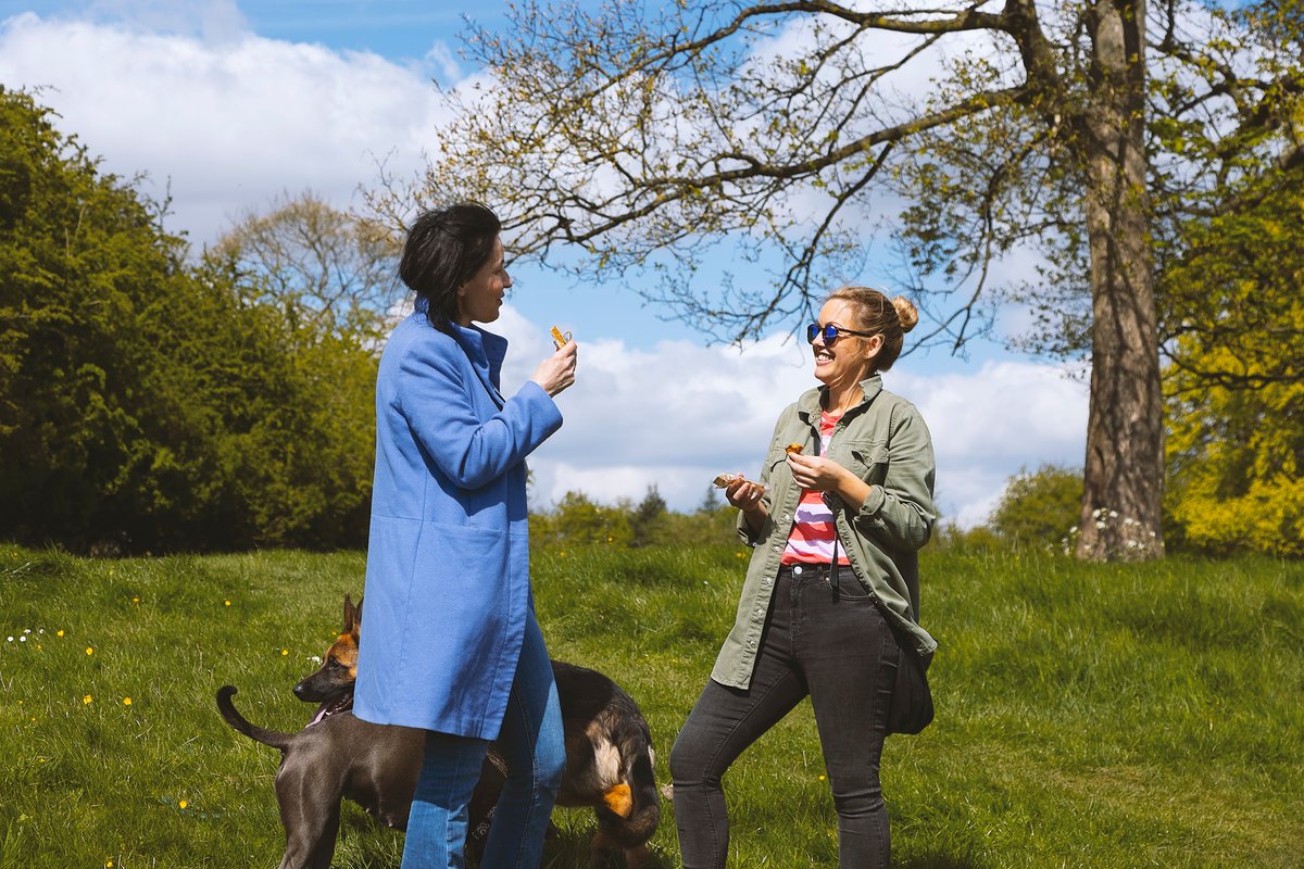 Out on a stroll? We think you've earned a quick break. 😘

What will be your go-to walking necessities for this bank holiday weekend? 😄

yorkshireflapjack.co.uk