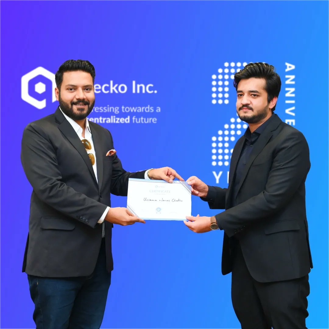 QueckoI's tweet photo. We, at Quecko, believe in building team strength💪 as our core objective.

Congratulations to all the awardees and attendees for all the hard work and effort. Let’s make wonders together🎉

#awardwinners #team #building #achievements https://t.co/LVhHwK4iwg