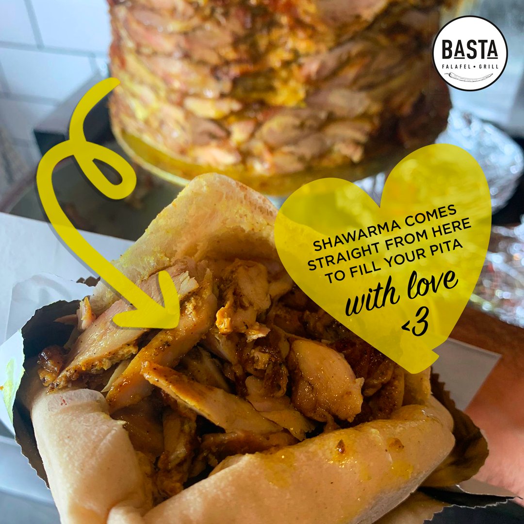 Straight from our rotisserie to our delicious dishes 😊

#foodblog #foodie #instafood #foodlove #foodpornfood #eatwell #streetfood #londonfood #londoneats #camdenmarket #secretlondon