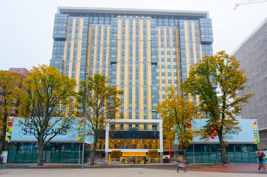 RGGroupUK's tweet photo. Here at RG Group we focus on #LivingSpace, #Retail and #Commercial sectors building. 

You can see more of our work here... https://t.co/BGXMGndGmF 

#BeingRG #RGGroup #Construction https://t.co/pamDqKNmns