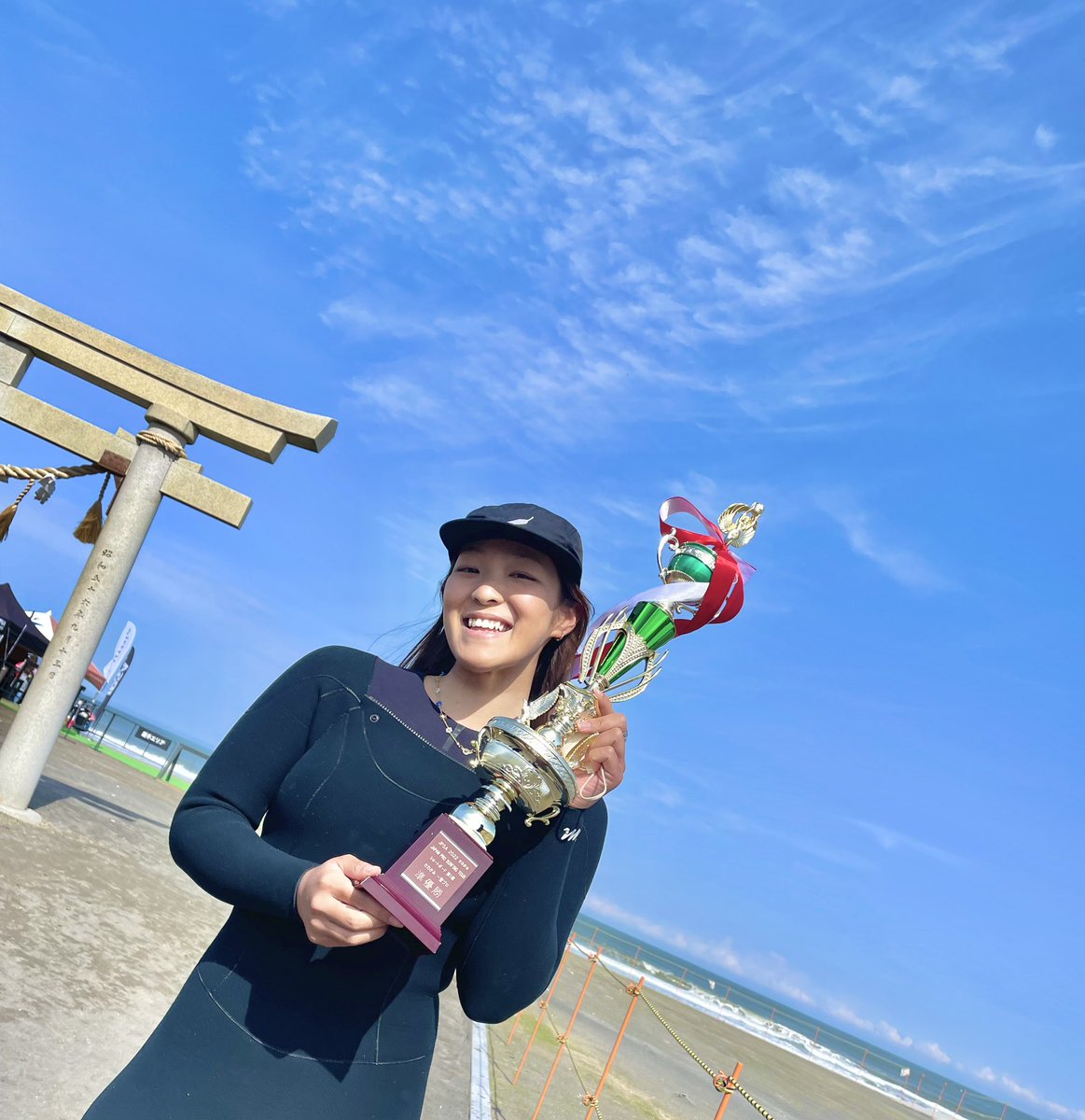 makom6's tweet photo. 骨折から5ヶ月
諦めなければ結果は出る

サーフィンできなかった時間が今の自分を強くしてくれてる。

今シーズン、応援してくれる人のためにも心機一転頑張ります🔥
遅くなりましたが、初戦、準優勝でした🥈
いつも応援ありがとうございます❤️ https://t.co/p5auyaUVCW