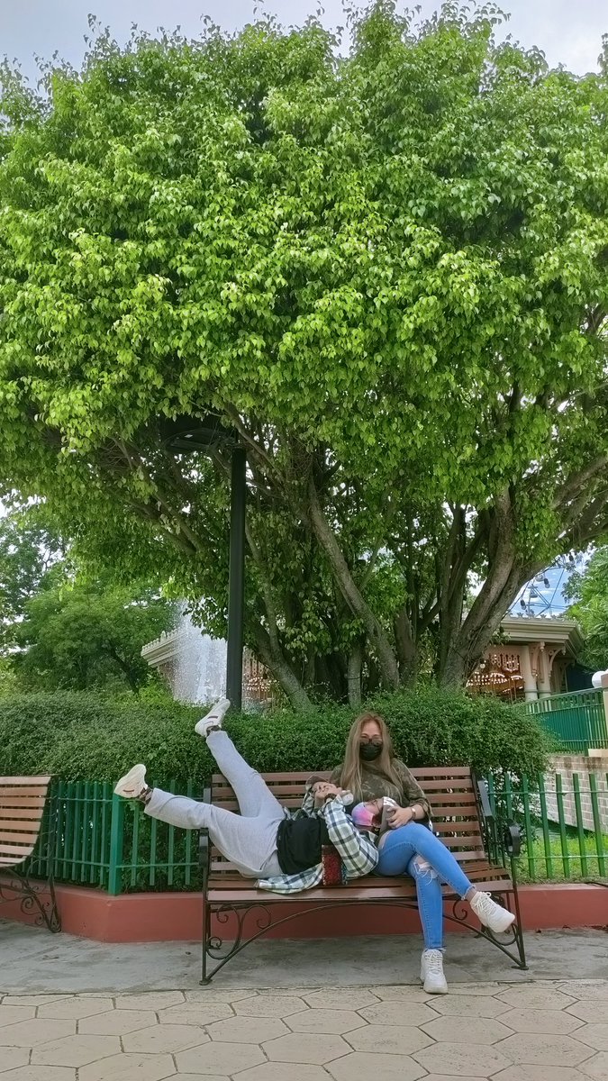 konylice's tweet photo. @Lilisayah101 @lisagittarprod @LiswagInUrArea HAHAHHAAH oo nga no
#SnapsForLisa https://t.co/hHnYWwsWuX