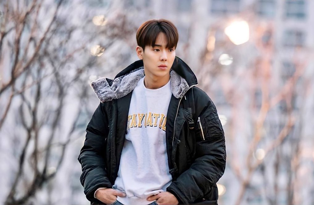 NursePatty's tweet photo. #SHOWNU is looking like heโs inadvertently at a photo shoot in these behind the scenes photos. I miss him so much. So proud of our precious leader. ๐
D-360 ๐ช
279 days served ๐
Please like & leave a comment on the post: https://t.co/NjEhjquCia
#์
๋ #ActorShownu #Goedam2 https://t.co/TIGs3cMNFh