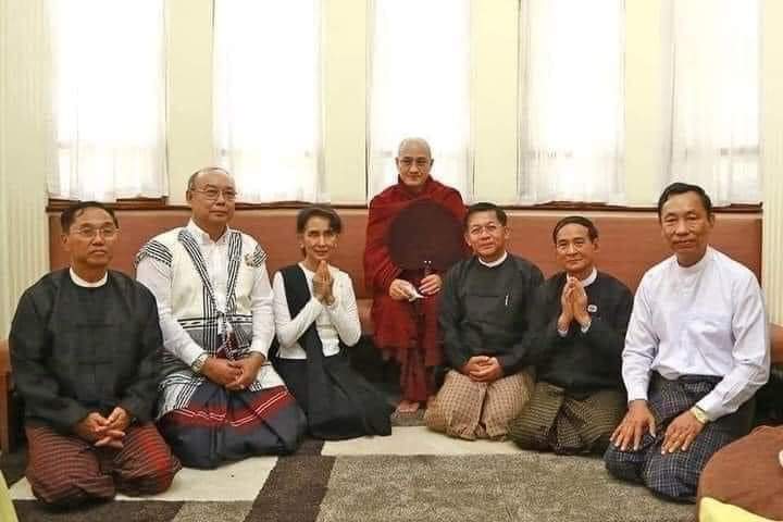 The photo just appeared in coincidence! When we, Kachin and other ethnic nationalities were fighting #WhatsHappeningInMyanmar #MyanmarMilitaryTerrorists