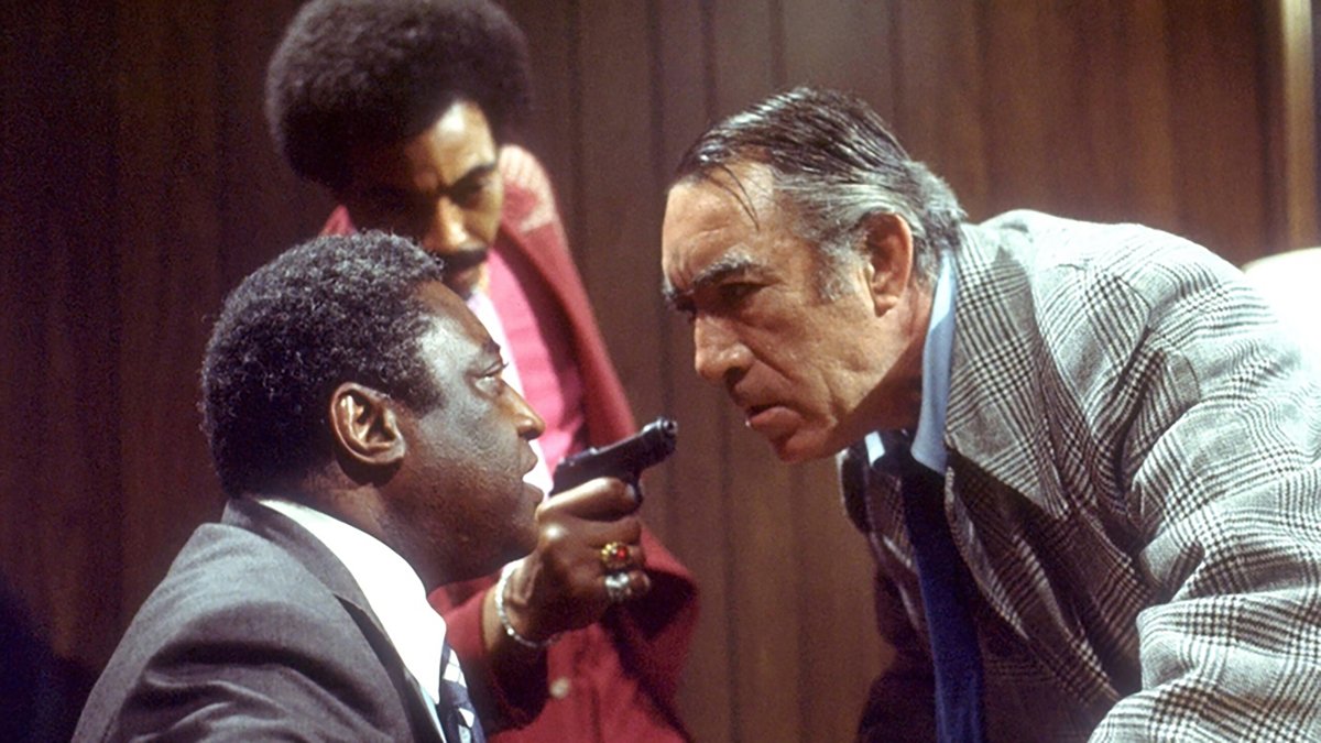 🎬SaturdayMovie: #AnthonyQuinn in #Across110thStreet with #YaphetKotto in 1972.

#DidYouKnow that Quinn -also EP- tried to cast #JohnWayne, #KirkDouglas and #BurtLancaster for the lead role of Capt. Mattelli? They all turned down the offer, leaving Quinn to take the part himself.