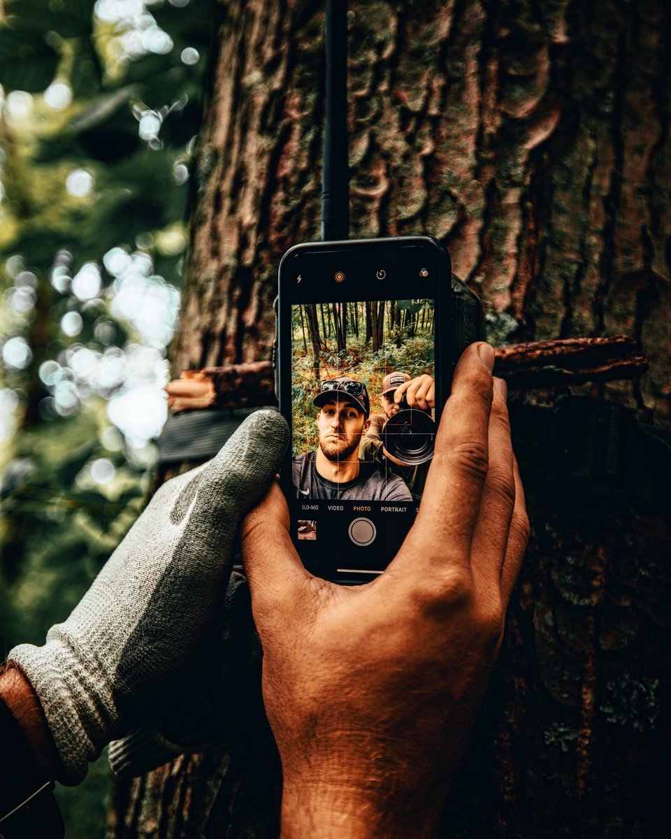 HuntMoxie's tweet photo. “Got a couple of studs on the trail cam!” - probably Adam 🙄😂 https://t.co/g1djeURA9n
