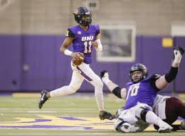 KammradBraylon's tweet photo. After a great talk with @CoachJoeGanz and @CoachBodie4 I am blessed to receive my first division one offer from the University of Northern Iowa! https://t.co/VommCPk63y