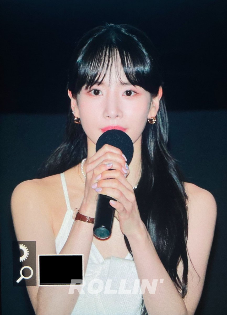 ROLLIN_act's tweet photo. 220427 서울괴담 무대인사
#설아 #우주소녀

오랜만에 무대인사...🥺
홀려서 셔터 눌렀음 ㅜ 
요정이신 줄 알았어요 https://t.co/puZOVlxbCc