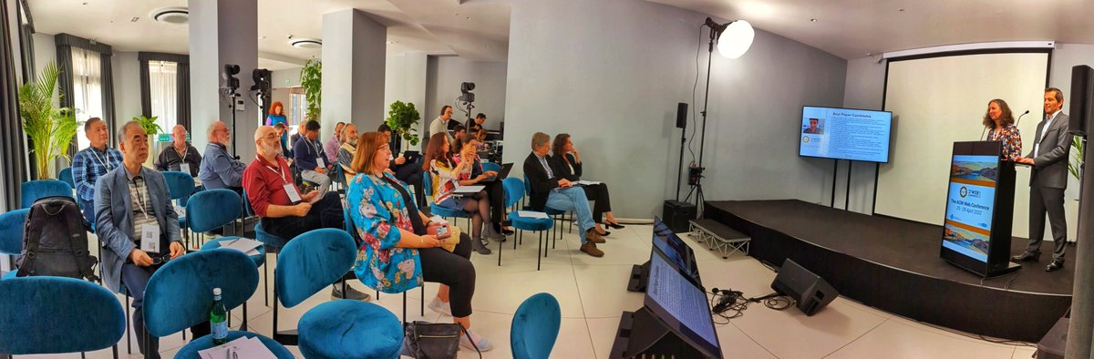 Opening of <a href="/TheWebConf/">The Web Conference</a> 2022 with a limited on-site audience and thousands more attendees online <a href="/rtroncy/">Raphaël Troncy</a> <a href="/DameWendyDBE/">Wendy Hall</a> <a href="/esimperl/">Elena Simperl</a> <a href="/SchwabeD/">Daniel Schwabe</a>