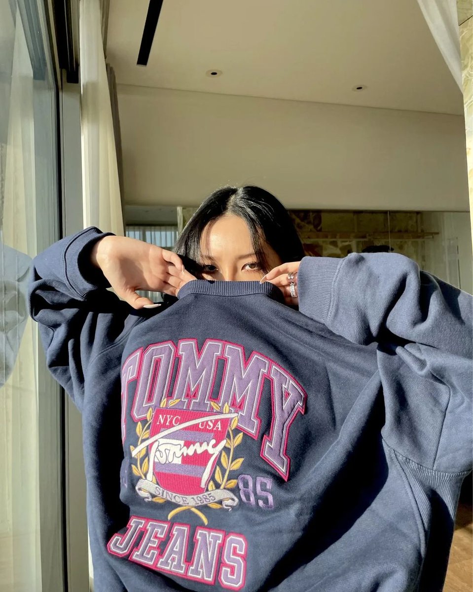 UnderTheM00n_'s tweet image. Good morning~
Have a day off and the sun is out~
Why is it still cold though?!