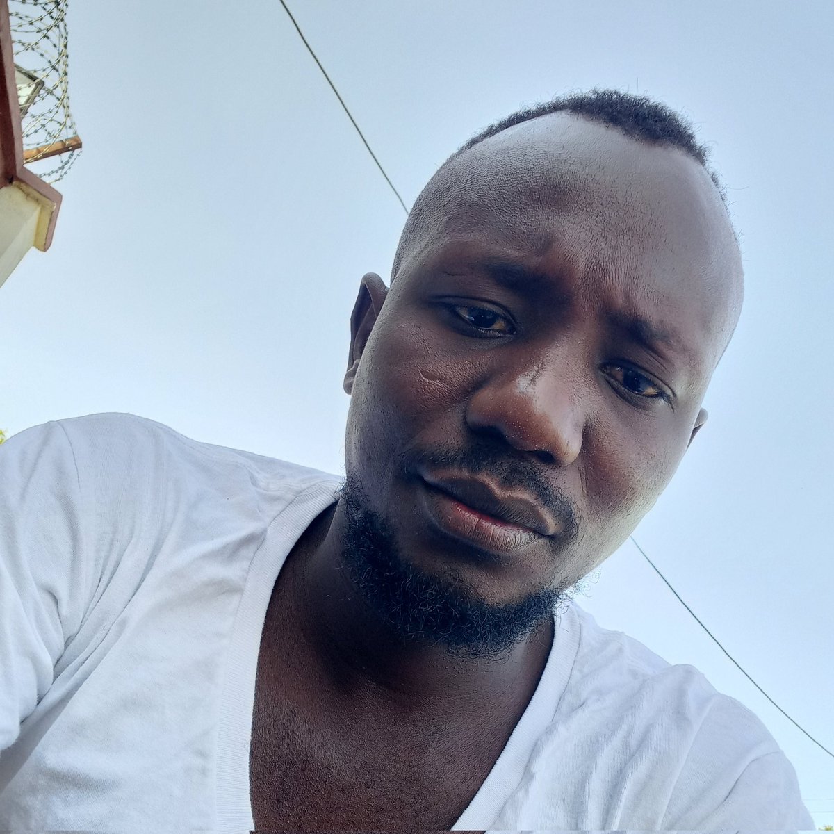 Maphady1's tweet photo. #NewProfilePic https://t.co/GkVVaQAh63
