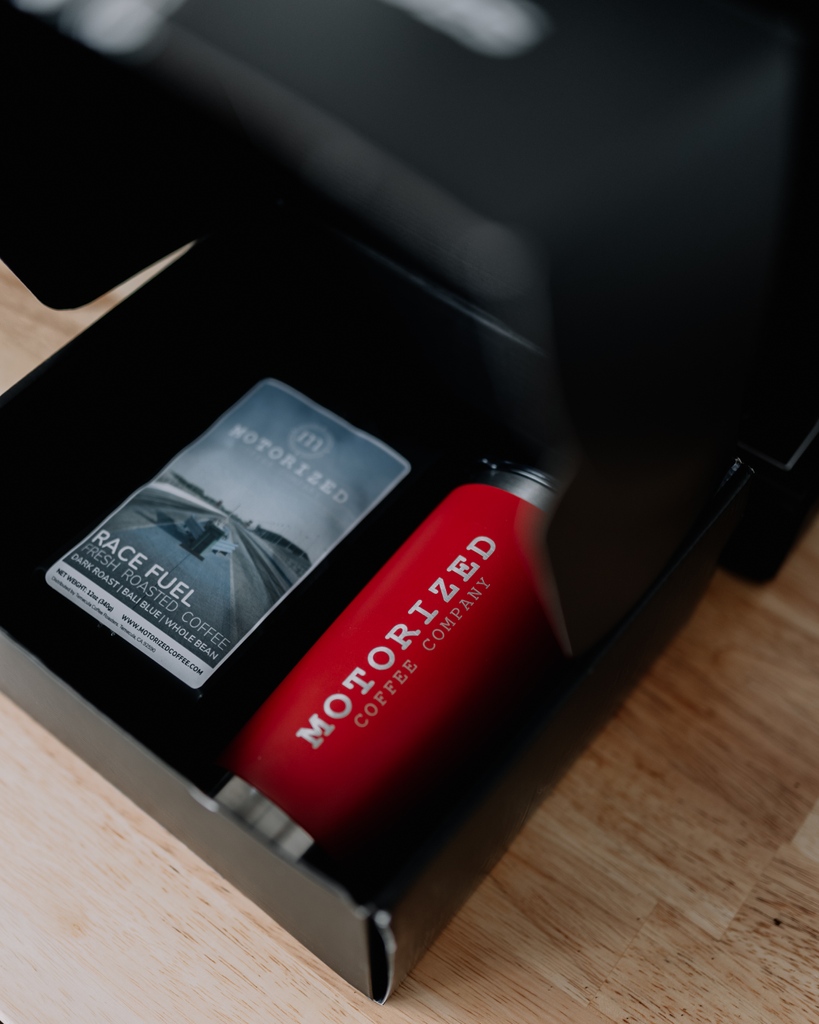 motorizedcoffee's tweet photo. Our Bundle Boxes are the perfect opportunity to try us out! Fresh coffee with a sweet Track Mug! 

Join our Coffee Club Subscription and get your first bag completely FREE! It doesn't get any cheaper than that! 

SHOP OUR LINK IN BIO⁠
#motorizedcoffee⁠
⁠
#coffee #coffeetime https://t.co/gnygWBNhAf