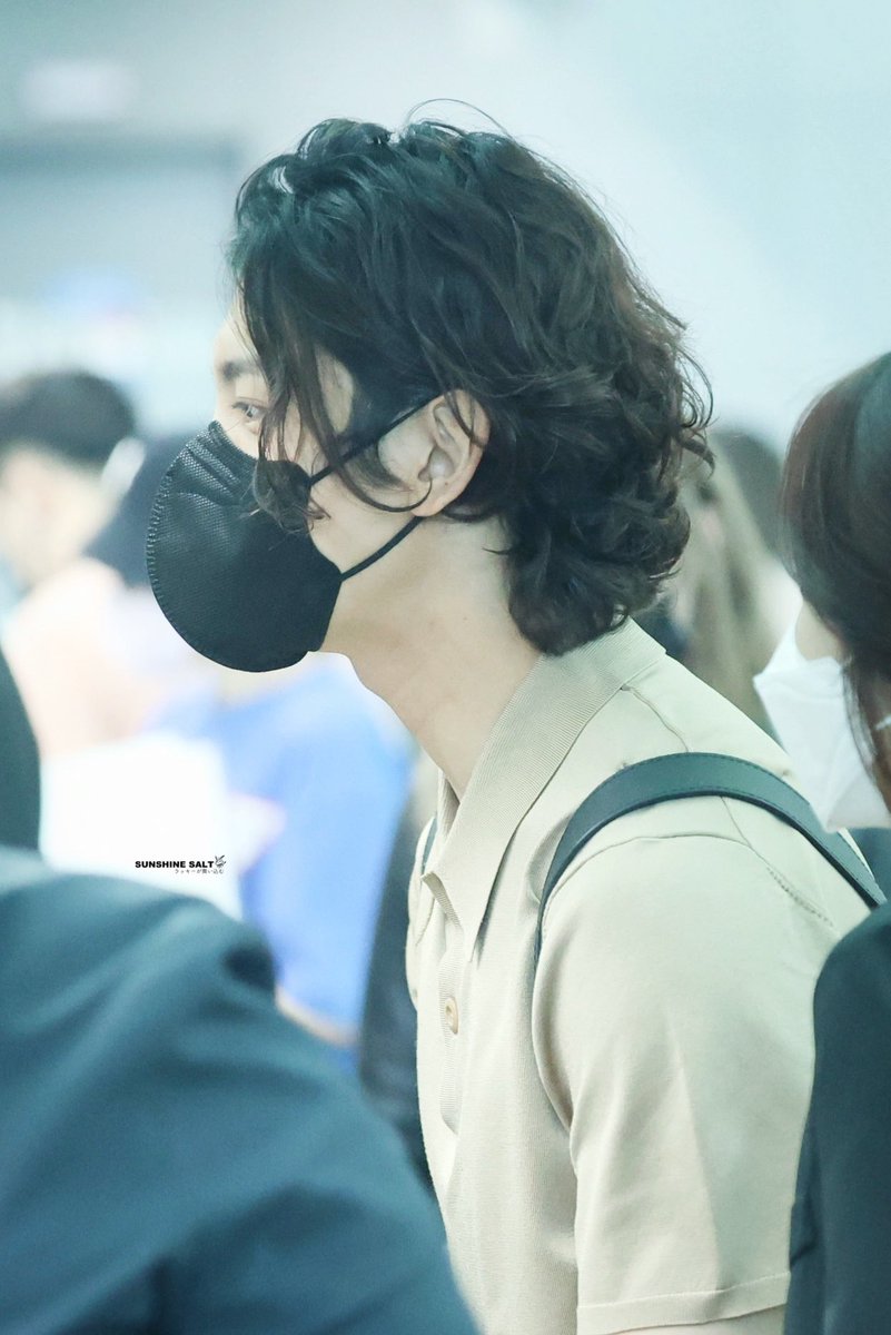 【220427 】인천출국~✈️도쿄

#Changmin #チャンミン #최강창민 #심창민 #昌珉  #동방신기⁠ ⁠⁠ ⁠#공항패션 #東方神起日本デビュー17周年