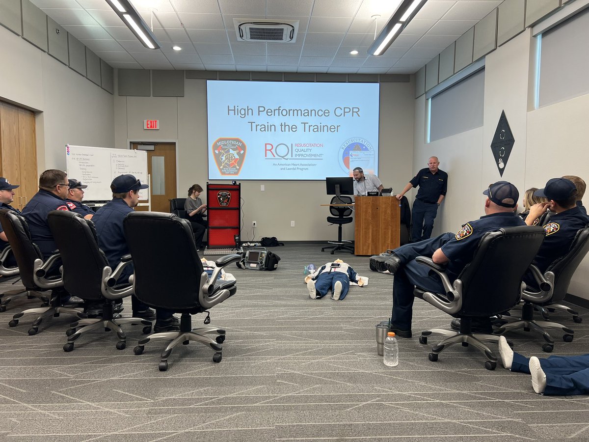 bigGermanMike's tweet image. Let’s go! #HPCPR @tbouthillet @Resus_Academy @ResuscAcademy @resusruss