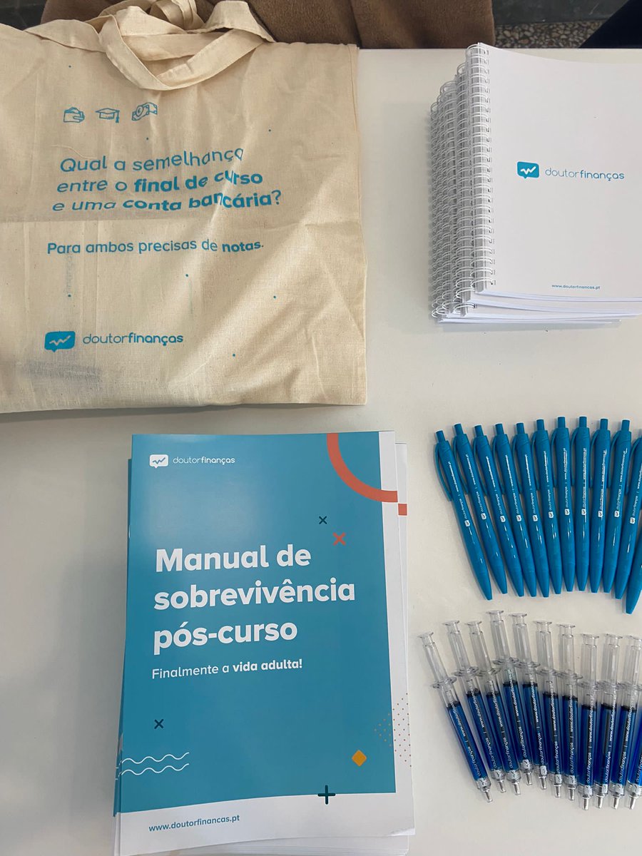 Doutor_Financas's tweet image. Já estamos na Feira de Emprego ESCS Level Up! Vem ter connosco ao piso -1. 🥼🤩

#ESCSLevelUp
@ESCS @ae_escs