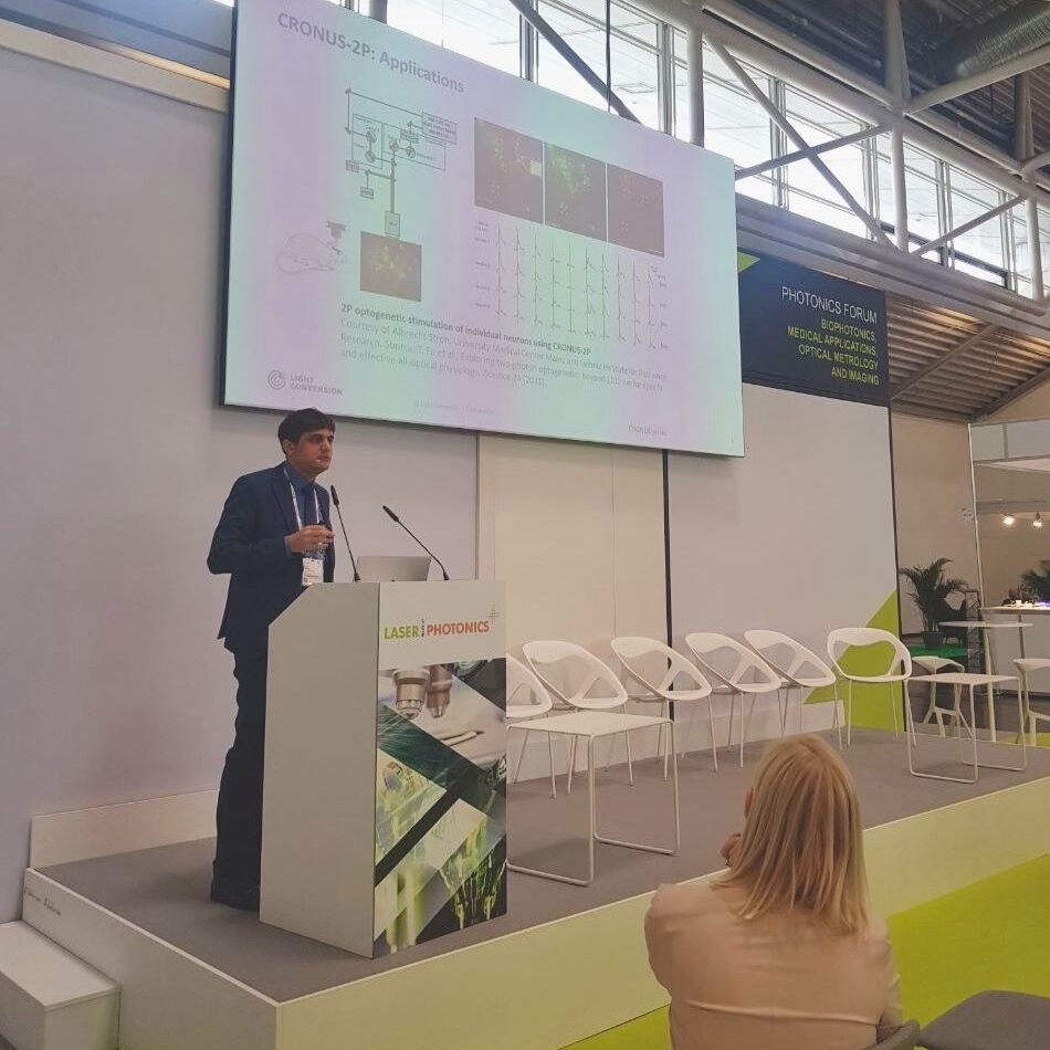 light_con's tweet photo. LIGHT CONVERSION CEO Martynas Barkauskas participated in a panel discussion focused on bio-medical #imaging. Martynas introduced CRONUS-2P and CRONUS-3P microscopy-dedicated #femtosecond laser sources. #microscopy #cronus #lightconversion #femtosecondlaser https://t.co/043TPybTRl
