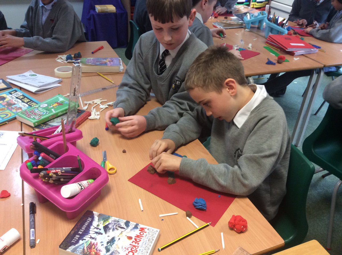 StBernsPrimary's tweet photo. Year 5 are exploring geographical features of the River Nile! #StBernsTopic #Year5 #StBernsGeography https://t.co/a6tj4OSpNF