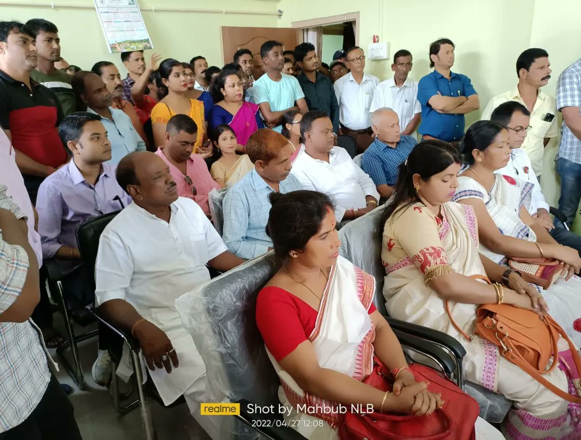 mriganka_dr's tweet photo. A newer chapter begins..1st day of #municipality office of the #new_committee begins ...@BhabeshKalita11 @DilipSaikia4Bjp @jayanta_malla @BJP4India @BJP4NALBARI @BJP4Assam https://t.co/ooH3uNgHIW