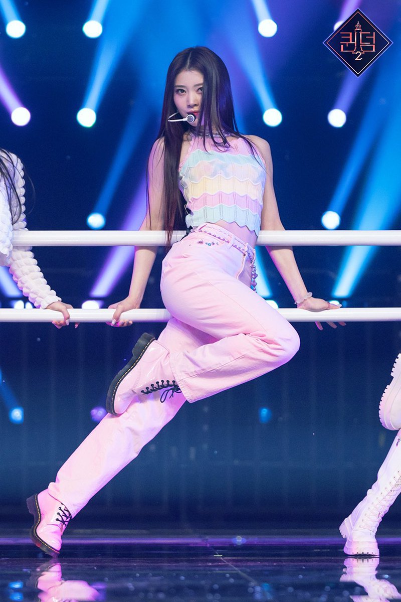 xiaotspace's tweet image. the prettiest mermaid on the sea 

#沈小婷 #션샤오팅 #XIAOTING