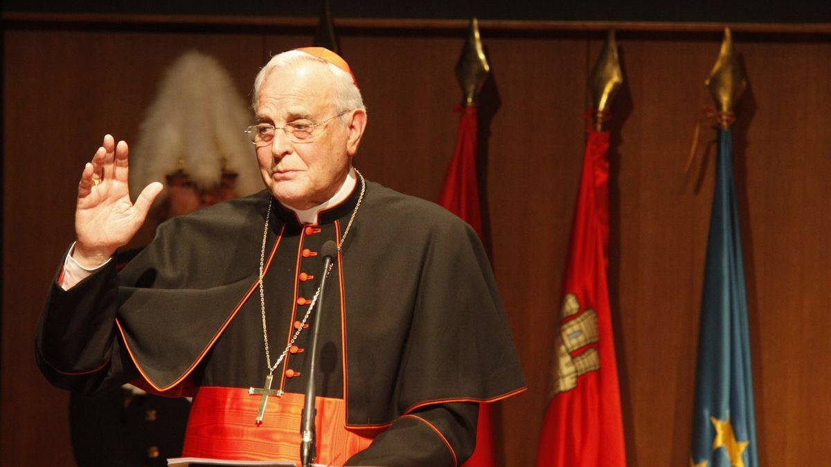 YacenteZamora's tweet photo. Lamentamos profundamente el fallecimiento del Cardenal arzobispo emérito de Sevilla Monseñor Carlos Amigo, que fue capellán de nuestra Penitente Hermandad de Jesús Yacente en los primeros años de su fundación y en el año 2011 pregonero de la Semana Santa de Zamora. 

D.E.P. https://t.co/4Q9obS2lI6