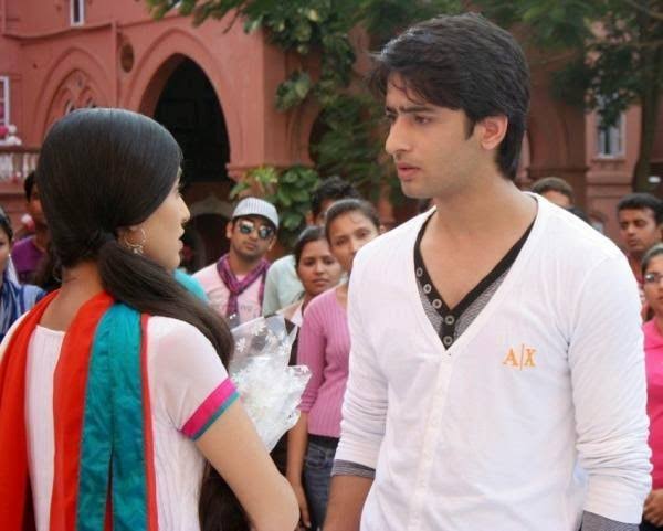 ShaheerExpress's tweet photo. 3.Navya naye dhadhkan naye sawal 

The show used to air in 2011 based on fresh love story of college students Anant Bajpai &amp; Navya Mishra &amp; how they became each other friends &amp; life partners.#ShaheerSheikh played the role of Anant Bajpai 

13 YRS OF ITV KING SHAHEER https://t.co/Svj0T9IRgL
