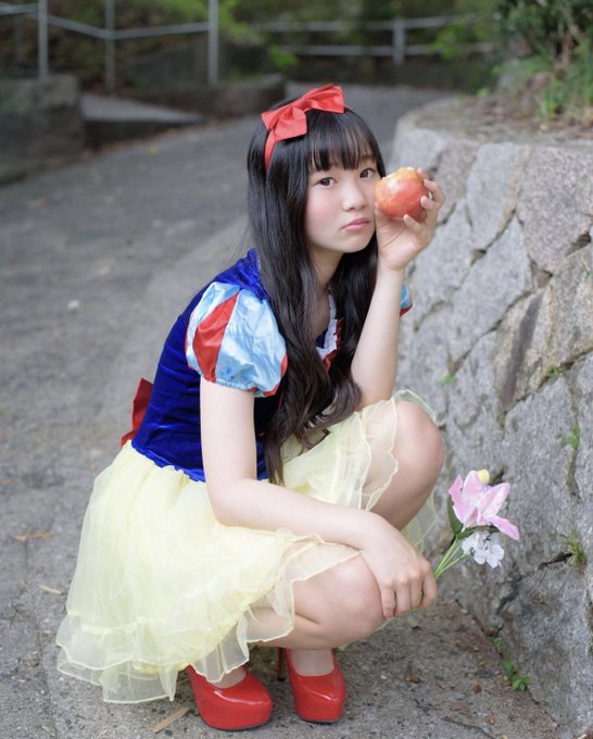 Twitterのコスプレ画像15