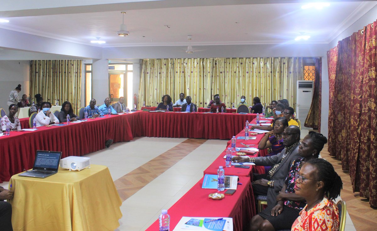 CHRIAFRICAOFFIC's tweet image. A stakeholder roundtable discussion on the need to #ReviewTheADRandLACAct in Takoradi, Western Region at Akroma Plaza Hotel supported by @USAID 

#JSSActivity 
#NoBarrierToJustice
#AccessToJustice
#HumanRights